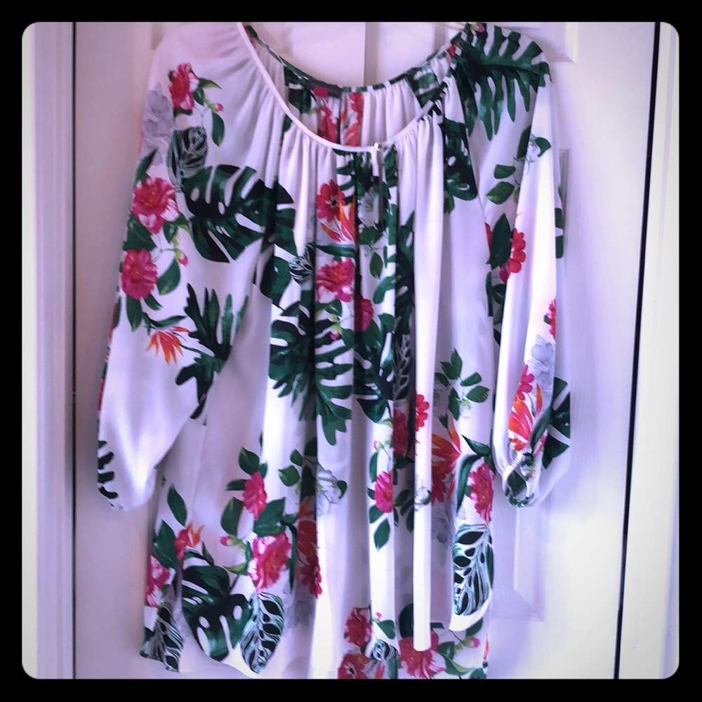 Vince Camuto plus-size blouse